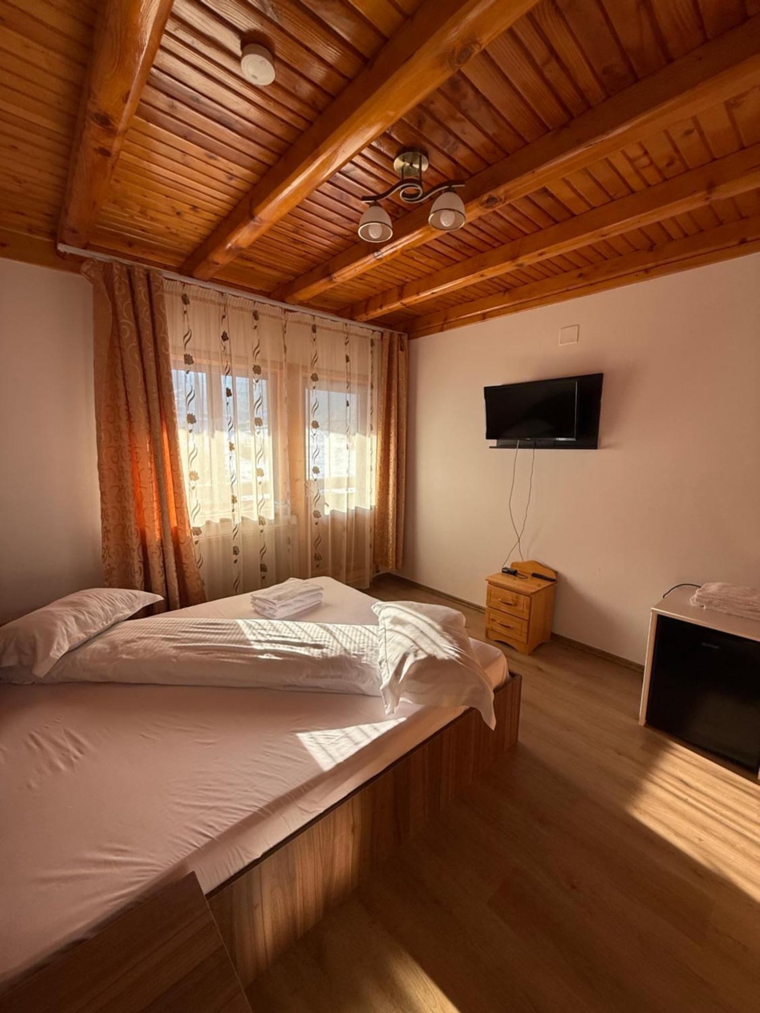Casa Maryon Villa Rucar  Ngoại thất bức ảnh
